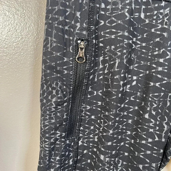 Lululemon Inspire Tight II Size 6 Samba Snake Battleship Black Athletic Active - Picture 4 of 10